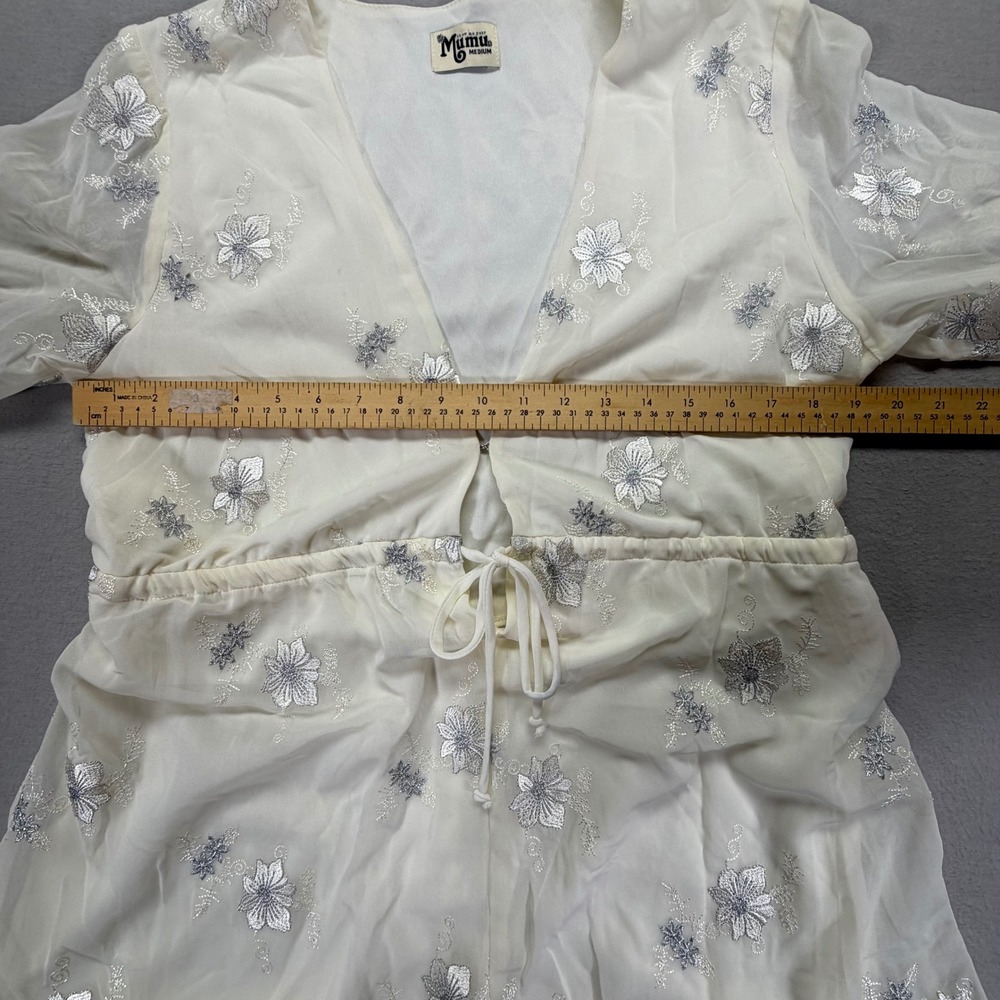 Show Me Your Mumu Roxy Romper Womens Medium Ivory Excellent Embroidered Floral - Picture 4 of 11